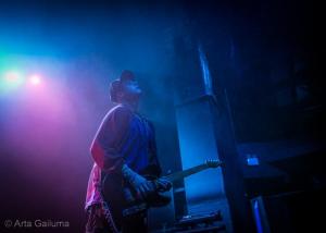 Highly Suspect15