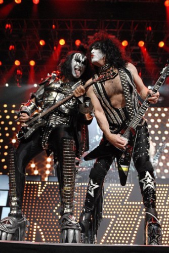 Kiss Live